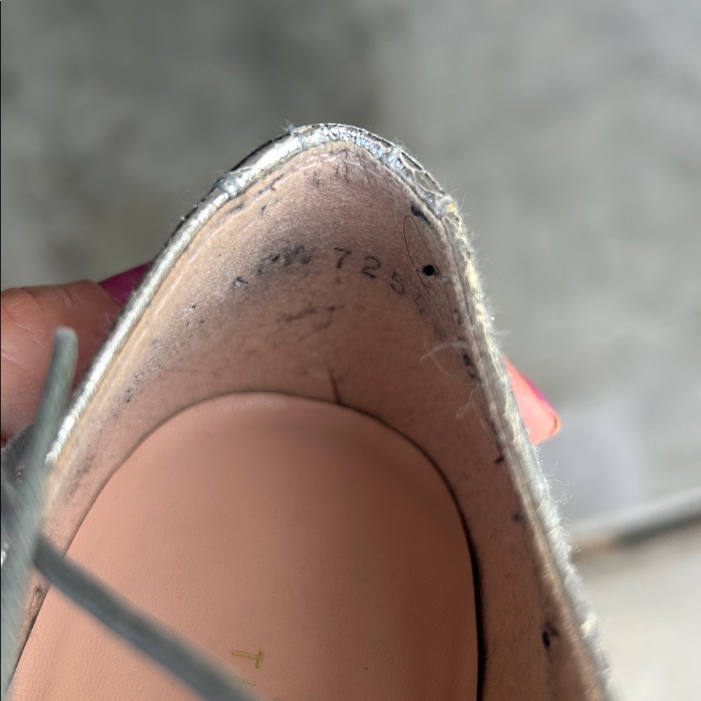 Stuart Weitzman Silver Oxford Shoes for Women - Picture 8 of 9